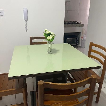 ガラニュンスApartamento 03B Residencial Morada Do Valeアパートメント エクステリア 写真