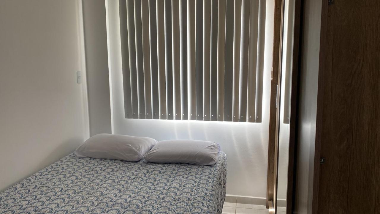ガラニュンスApartamento 03B Residencial Morada Do Valeアパートメント エクステリア 写真